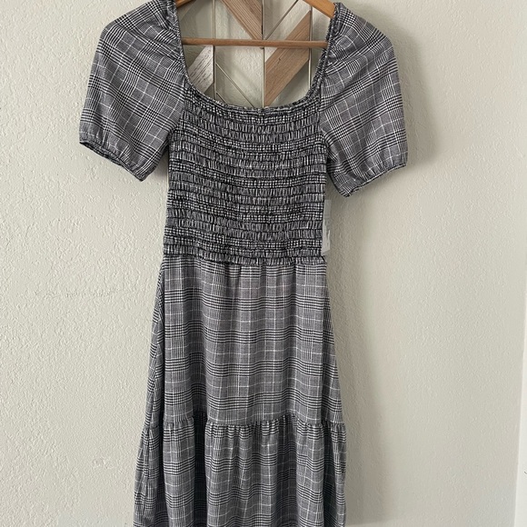 Velvet Torch plaid printed ruffle sleeves dress - Picture 3 of 8